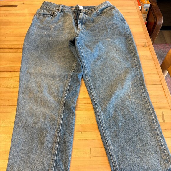BDG Mom Jean - Picture 1 of 3